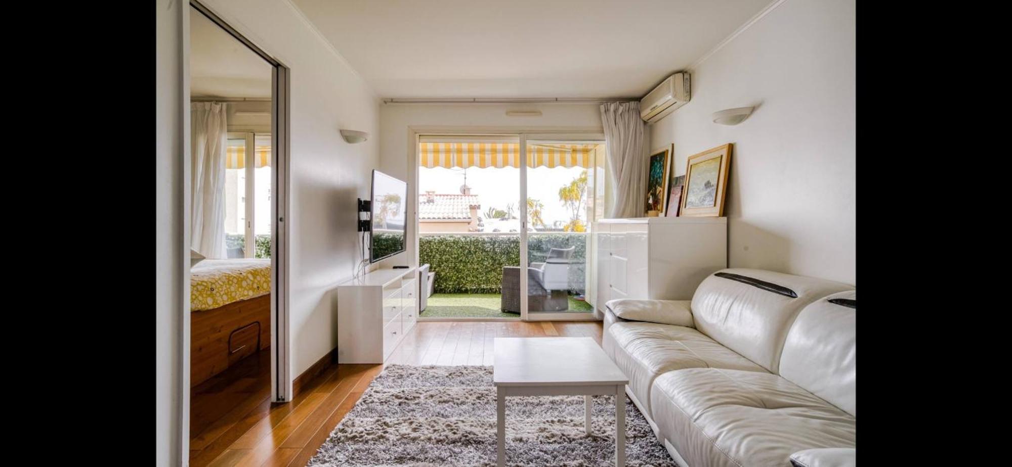 Beach & Airport Appartement Saint-Laurent-du-Var Exterior photo